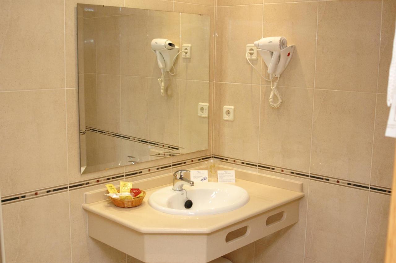 Hotel Villa Juanita 오그로브 외부 사진