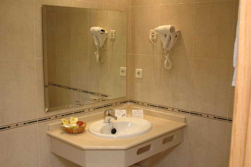Hotel Villa Juanita 오그로브 외부 사진